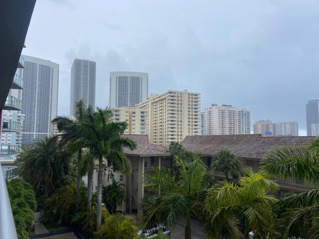 Studio 2Bed Beach Apmt With Amazing Views 30B Hallandale Beach Exterior foto